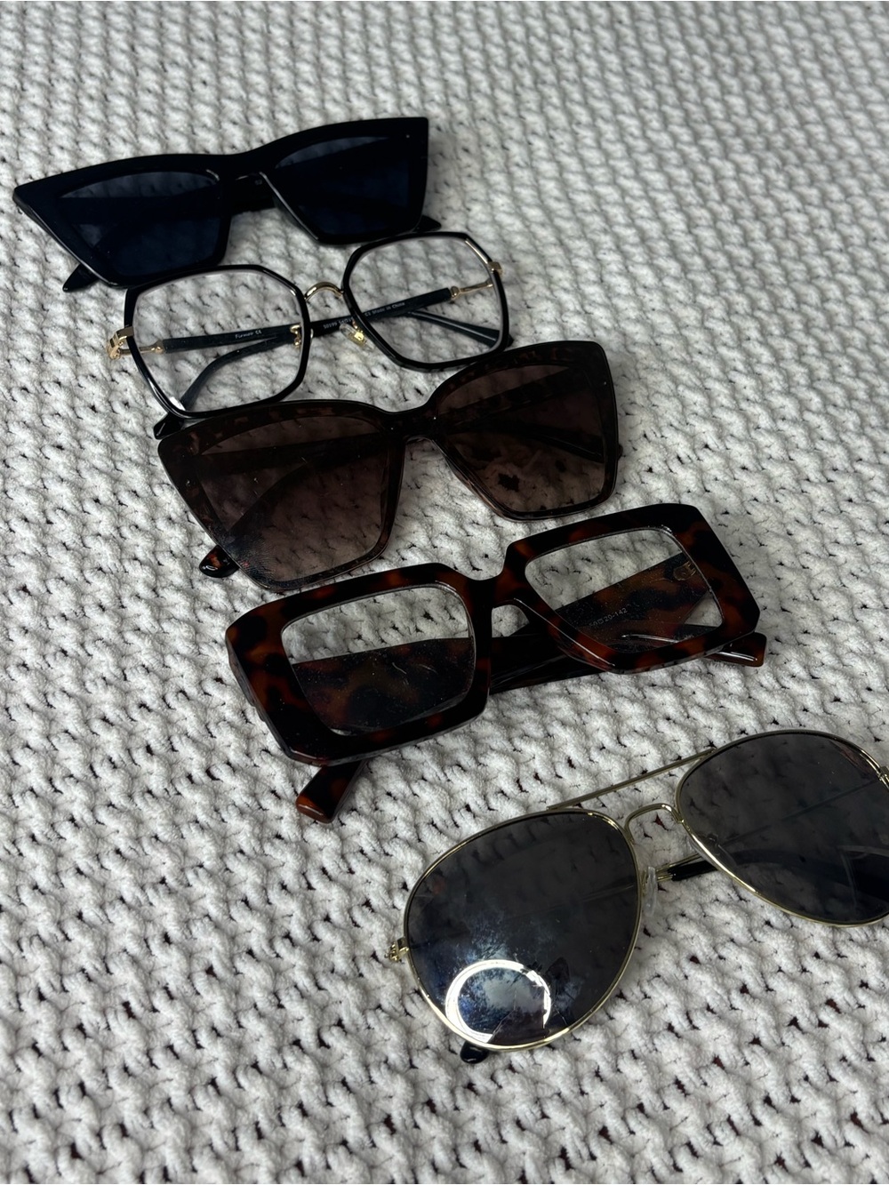 Women’s Sunglasses/ Glasses bundle